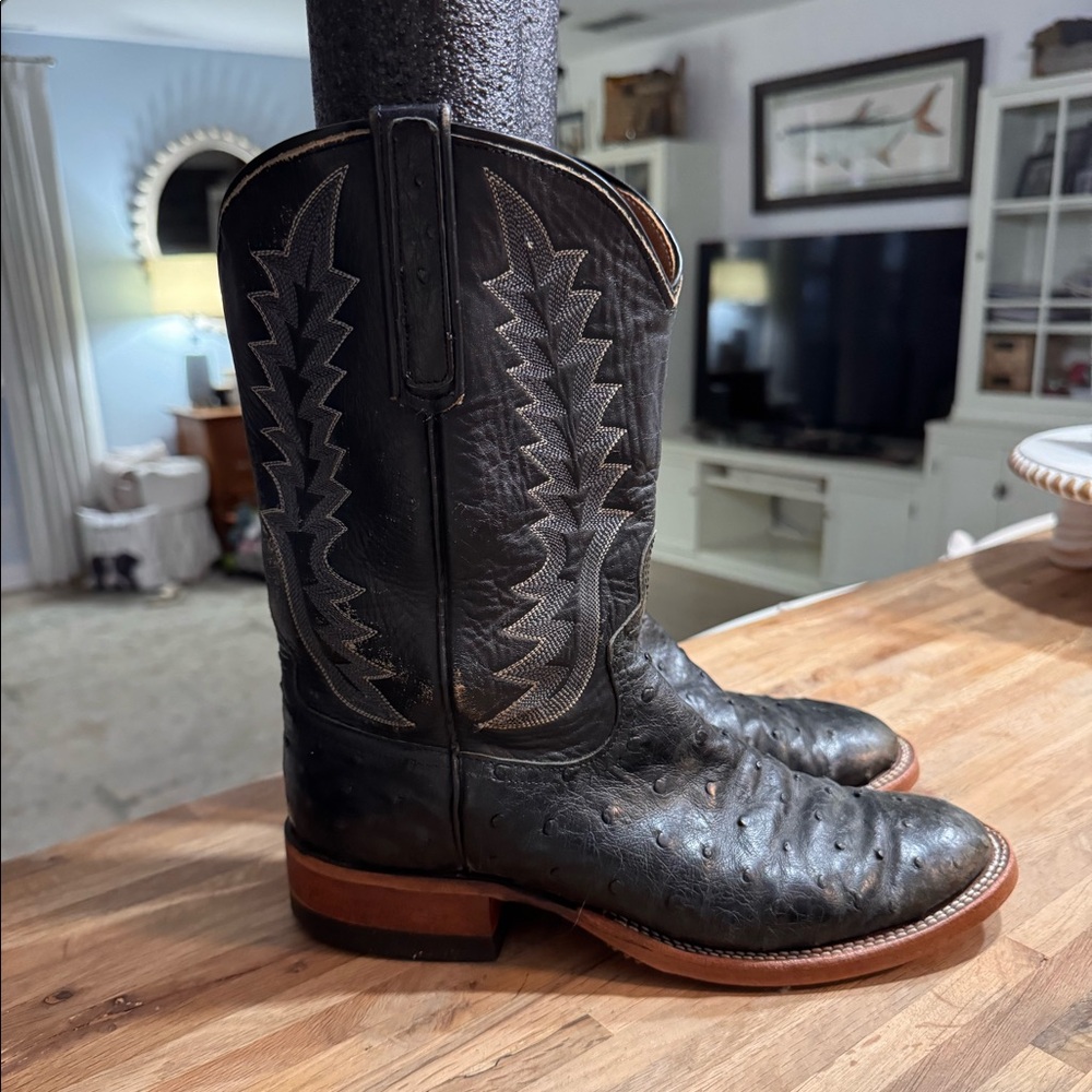 Logan’s / AB Full quill ostrich. Resoled by manufacturer.
